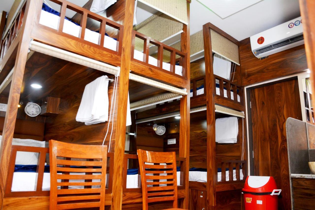 Hotel Nest N Rest - مومباي المظهر الخارجي الصورة