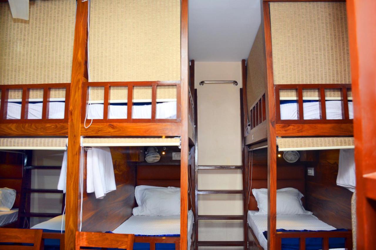 Hotel Nest N Rest - مومباي المظهر الخارجي الصورة