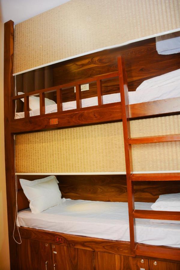 Hotel Nest N Rest - مومباي المظهر الخارجي الصورة