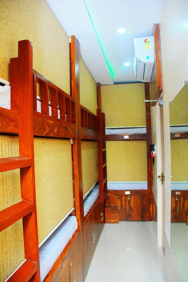Hotel Nest N Rest - مومباي المظهر الخارجي الصورة